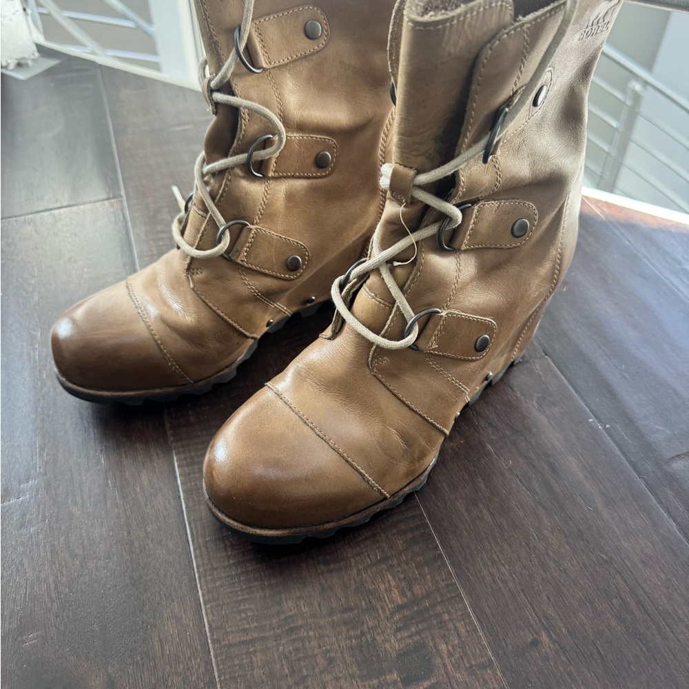 Sorel Boots USA size 9